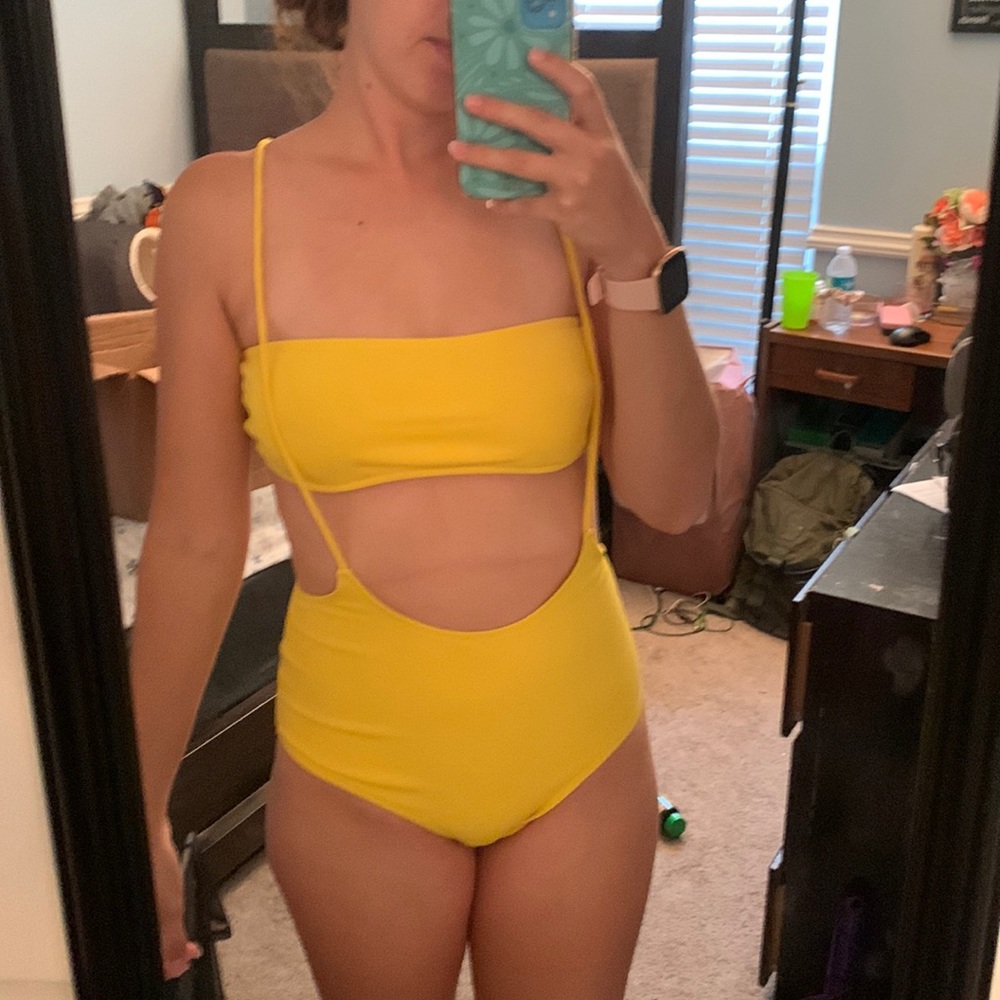 Unique yellow bikini size small